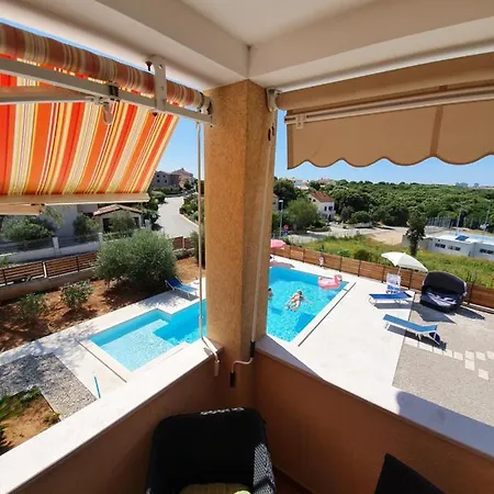 Apartments Borghetto Vinkuran Exterior photo