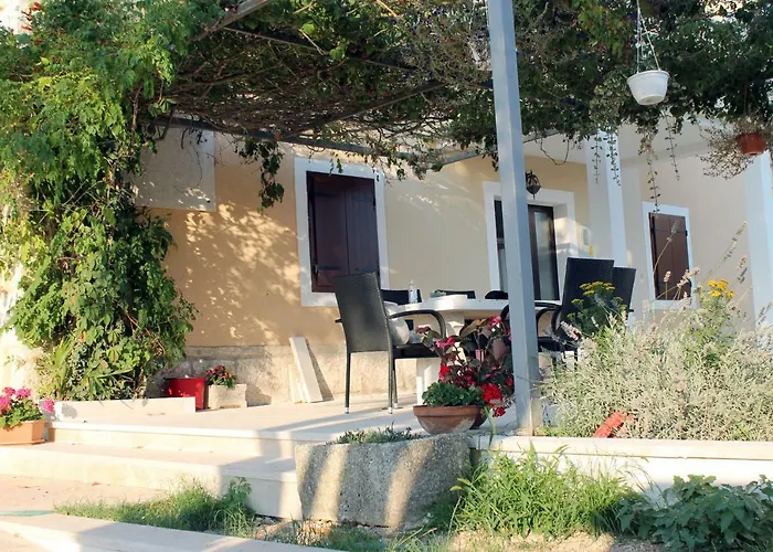 Apartments Borghetto